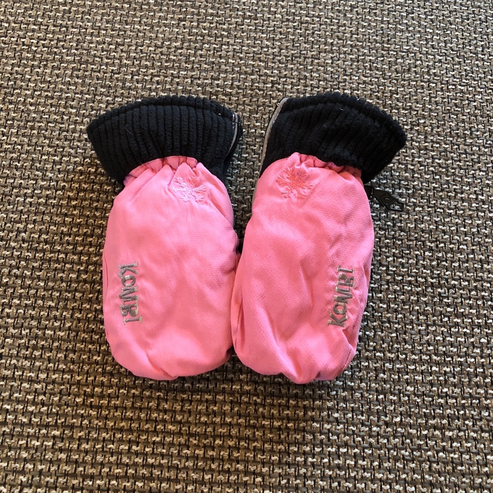 Kombi toddlers mittens